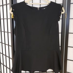H&M Size 8 Black Peplum top